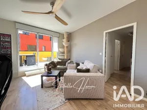 Apartment in Nantes (44300)