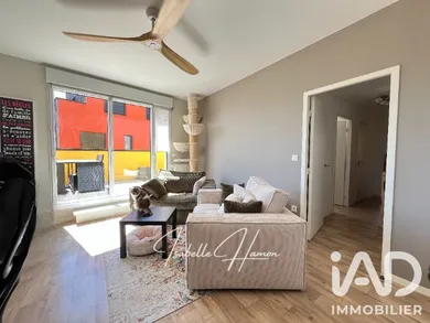 Apartment in Nantes (44300)
