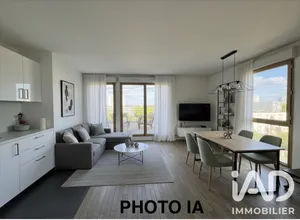 Apartment in Thiais (94320)