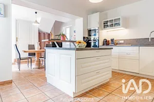 House in Poissy (78300)