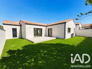 House in Niort (79000)