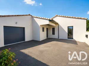 Maison à Niort (79000)