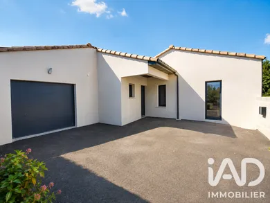 Maison à Niort (79000)