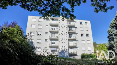 Apartment in Saint-Étienne (42100)