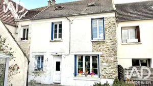 Townhouse in Faremoutiers (77515)