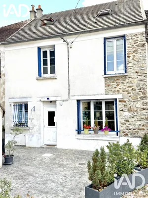 Townhouse in Faremoutiers (77515)