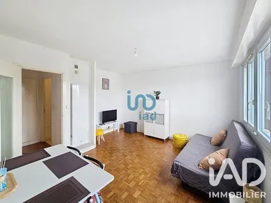 Appartement à Charleville-Mézières (08000)