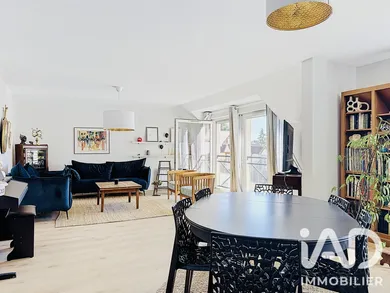 Apartment in Pontoise (95300)