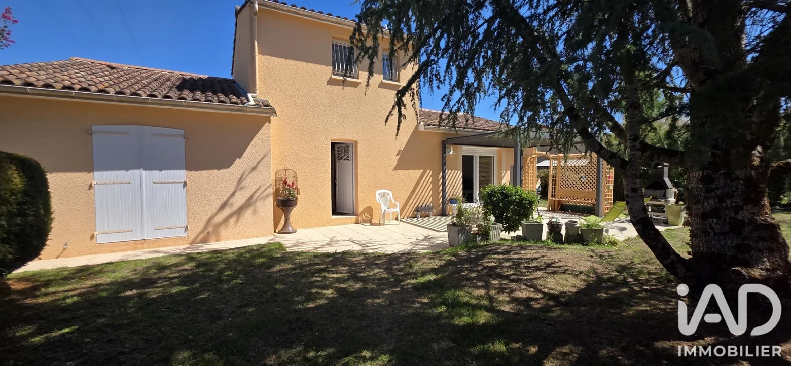 Vente maison à Chaillevette (17890) : maison 4 pièces 123 m² - 2103132 — 2