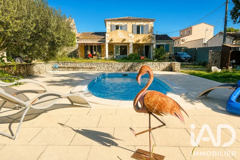 Maison 4 pièces 118 m² · à Jonquières-Saint-Vincent · 118 m² · 465 000 €