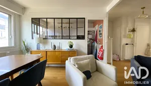 Apartment in Bordeaux (33300)