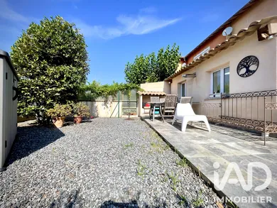 Apartment in La Croix-Valmer (83420)
