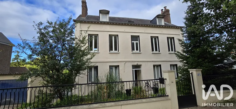 Maison 9 pièces 235 m² · à Amfreville-la-Mi-Voie · 235 m² · 350 000 €