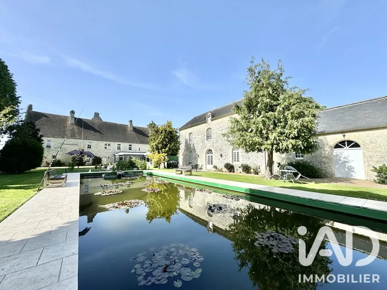 Maison 14 pièces 640 m² · à Le Manoir · 640 m² · 1 460 000 €
