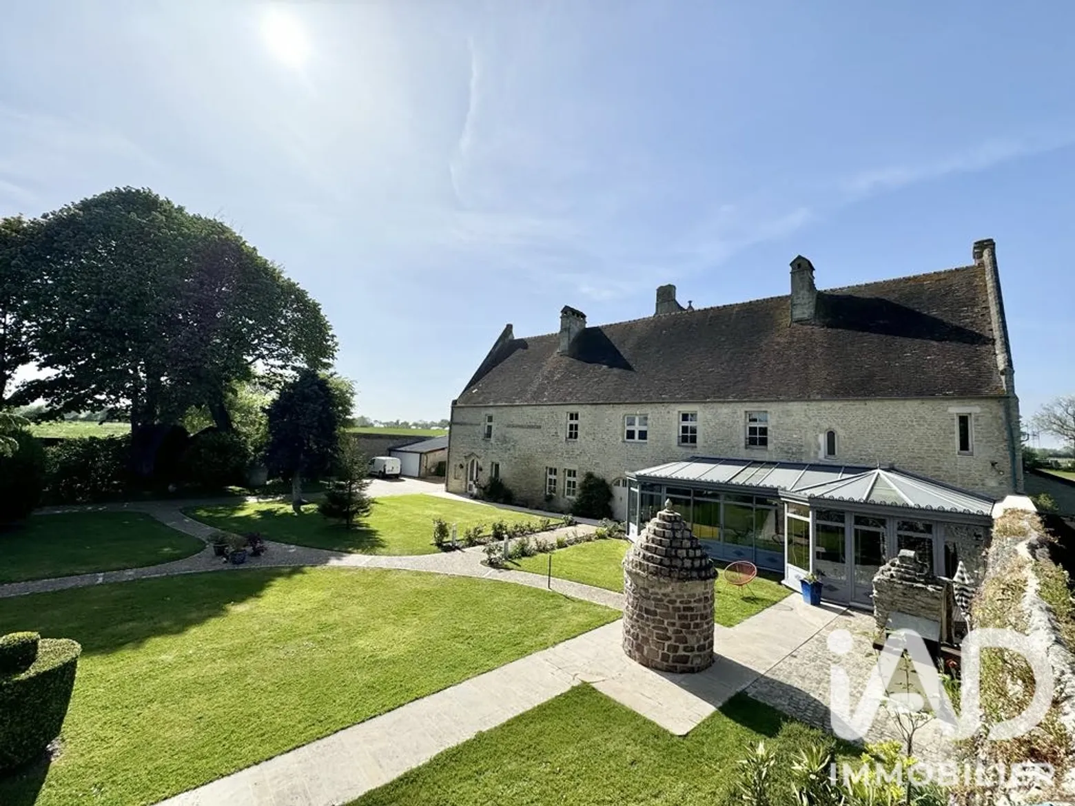 Vente maison à Le Manoir (14400) : manoir 14 pièces 640 m² - 2099624 — 2
