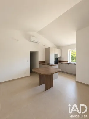Appartement à Pélissanne (13330)