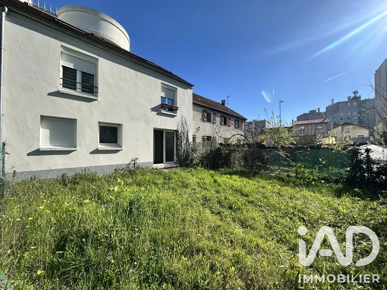 Appartement 1 pièce 27 m² · à Romainville · 27 m² · 155 000 €