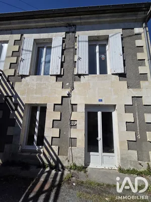 Duplex à Montendre (17130)