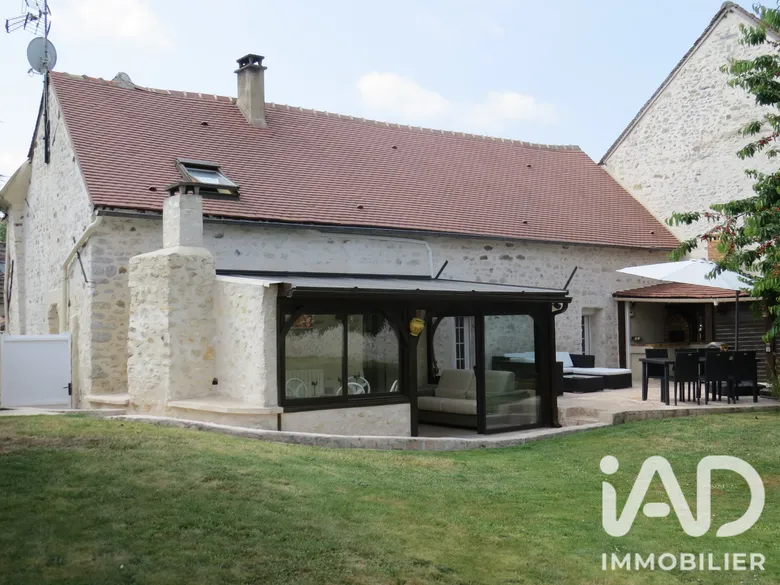 Maison 5 pièces 163 m² · à Chaumont-en-Vexin · 163 m² · 359 000 €
