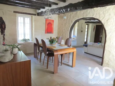 House in Chaumont-en-Vexin (60240)