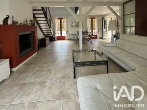 House in Luynes (37230)