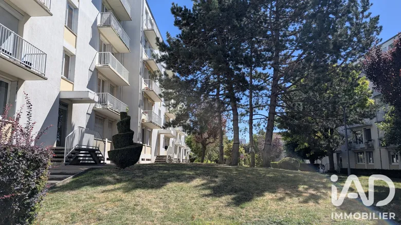 Appartement 4 pièces 90 m² · à Saint-André-les-Vergers · 90 m² · 177 000 €