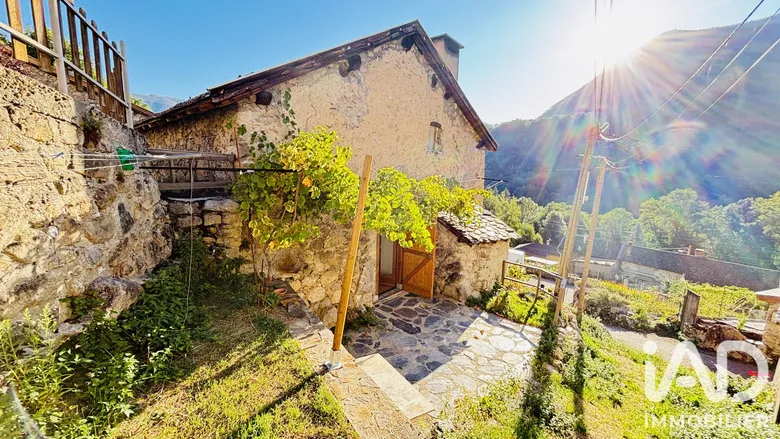 Maison 3 pièces 113 m² · à Ax-les-Thermes · 113 m² · 230 000 €