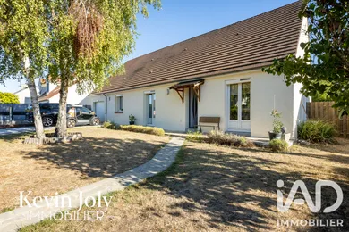 Pavillon à Huisseau-sur-Mauves (45130)