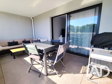 Apartment in Bormes-les-Mimosas (83230)