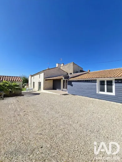 Maison de village à Sainte-Gemme la Plaine (85400)