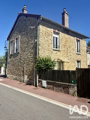 Maison à Voisins-le-Bretonneux (78960)