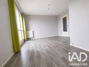Appartement à Saint-Julien-les-Villas (10800)