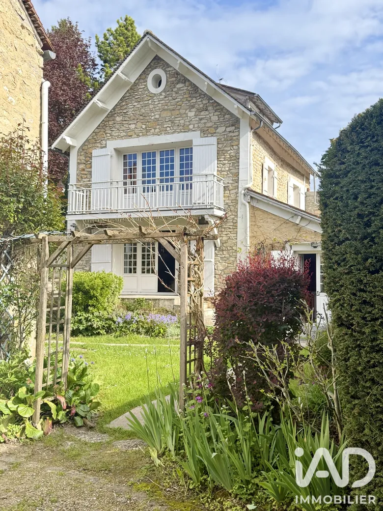 Maison 6 pièces 169 m² · à Seraincourt · 169 m² · 380 000 €