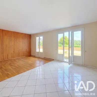 Maison à Magnanville (78200)