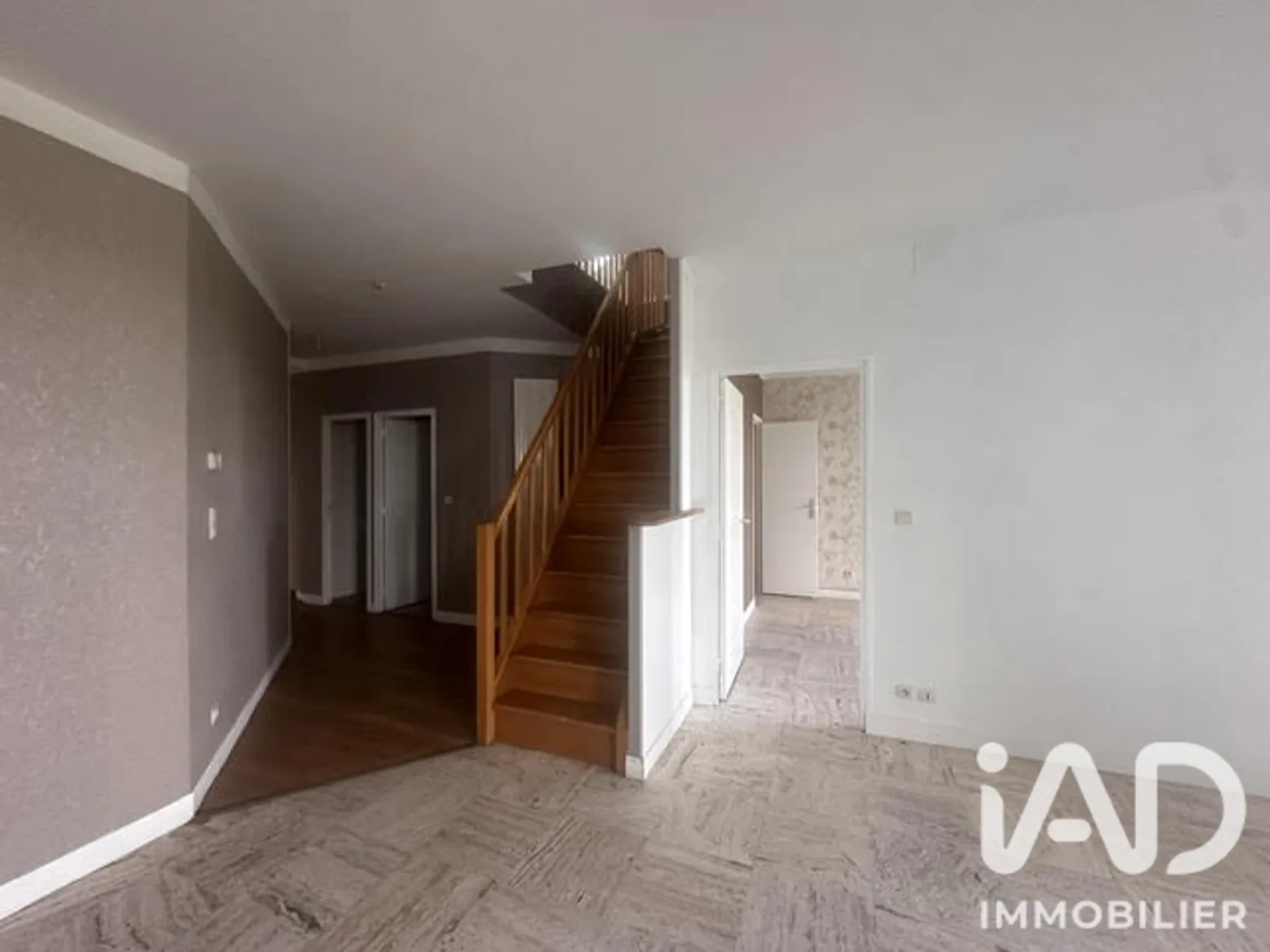Vente appartement à Dreux (28100) : appartement 6 pièces 148 m² - 2102837 — 2