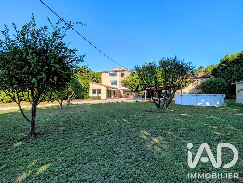 Maison 5 pièces 191 m² · à Loriol-du-Comtat · 191 m² · 330 000 €