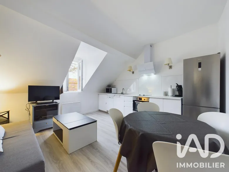 Appartement 3 pièces 32 m² · à Rueil-Malmaison · 31,7 m² · 236 000 €