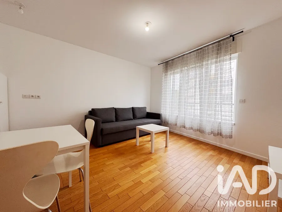 Appartement à Issy-les-Moulineaux (92130) photo 2