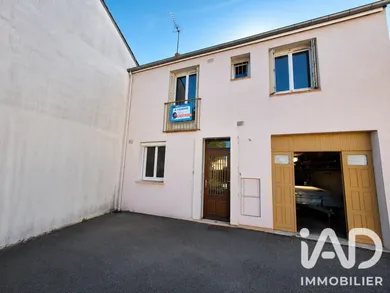 House in Saint-Jean-de-la-Ruelle (45140)