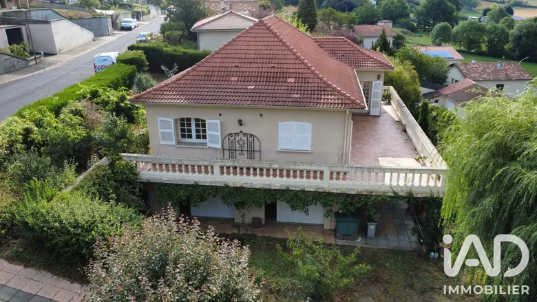 Maison 5 pièces 150 m² · à Orbeil · 150 m² · 198 000 €