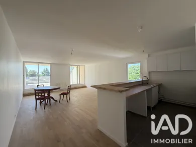 Apartment in Champs-sur-Marne (77420)