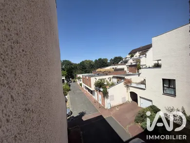 Appartement à Champs-sur-Marne (77420)