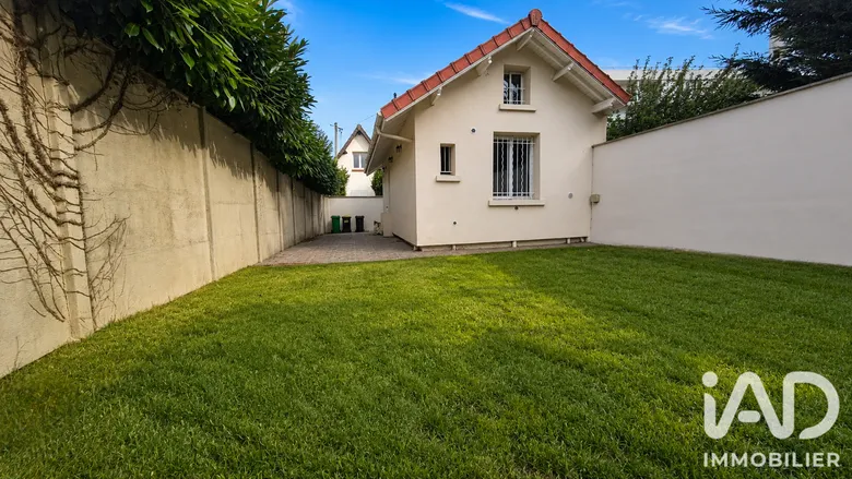 Maison 2 pièces 56 m² · à Vitry-sur-Seine · 56 m² · 330 000 €
