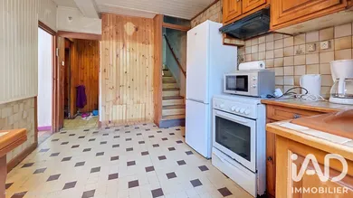 Maison de campagne à Cruzy-le-Châtel (89740)