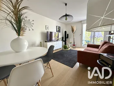 Apartment in Saint-Jacques-de-la-Lande (35136)