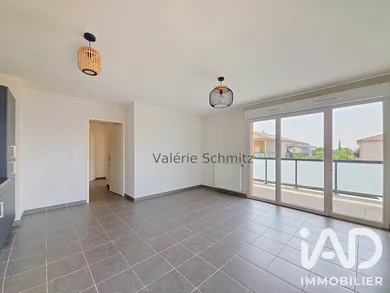 Appartement à Frouzins (31270)