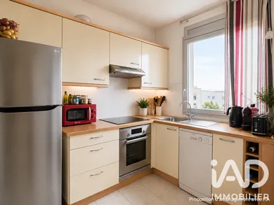 Apartment in Melun (77000)