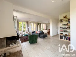House in Saint-Germain-en-Laye (78100)