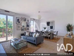 Apartment in Vaux-le-Pénil (77000)