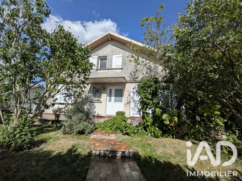 Maison 6 pièces 143 m² · à Dun-sur-Meuse · 143 m² · 120 000 €